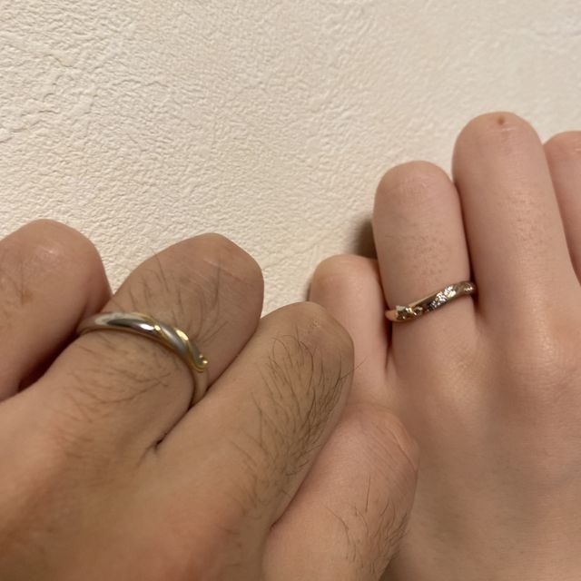 【ケイウノ ブライダル(K.UNO BRIDAL)の口コミ】 目の前でデザイン画を描いてもらっていたら愛着もわいて、好きなようにデ…