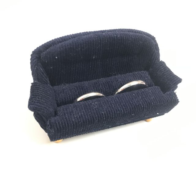 【銀座ダイヤモンドシライシの口コミ】 普段でもつけれるシンプルなストレートで自分の指であまり細すぎずかつ太…