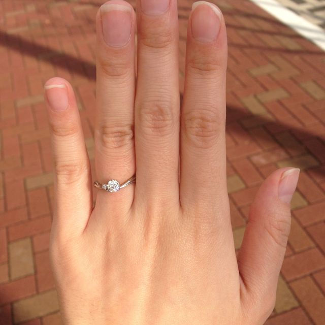 【festaria bijou SOPHIA(フェスタリア ビジュソフィア)の口コミ】 以前からCMで流れていた星のカットのダイヤモンドに憧れていて
実際に店舗…