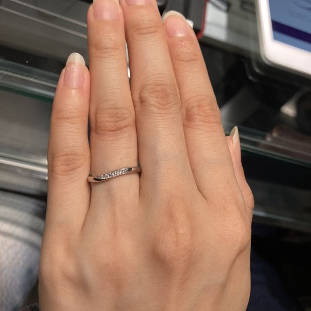 【ラザール ダイヤモンド(LAZARE DIAMOND)の口コミ】 案内してくれた店員さんが非常に親切で丁寧に対応していただいた。また、…