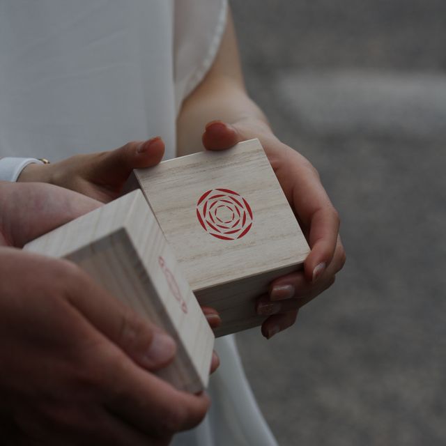 【出雲結(いずもゆい)の口コミ】 自分達らしい指輪を探していました。地元に近い出雲で、出雲大社に由来す…