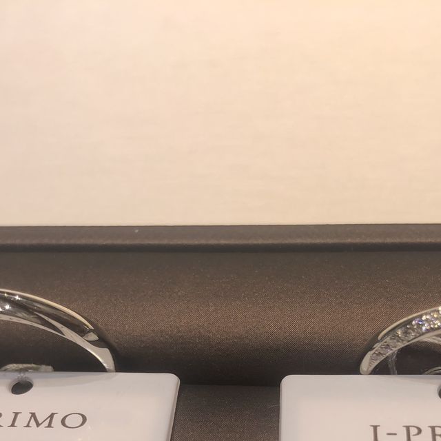 【アイプリモ(I-PRIMO)の口コミ】 シンプルでさりげなく光るダイヤがとっても素敵でした！どのデザインも素…