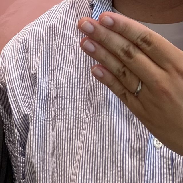 【アイプリモ(I-PRIMO)の口コミ】 二つの星の位置から時を測る「星時計」の名を持つマリッジリングで、新婦…