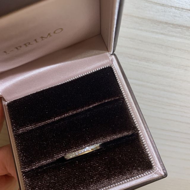 【アイプリモ(I-PRIMO)の口コミ】 ダイヤがたくさん付いているものを希望していました。
上下どちらでも着用…