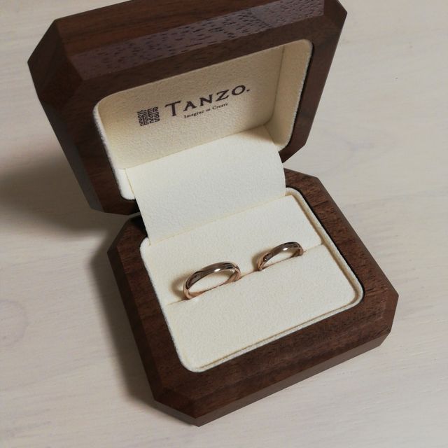 【TANZO.(鍛造指輪)の口コミ】 他ブランドはプラチナの取り扱いが多かったのですが、こちらの「コーラル…