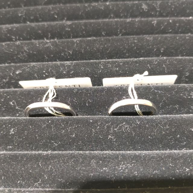 【TRECENTI(トレセンテ)の口コミ】 シンプルで安定感のあるデザインでした。
内石が3石まで入れられるので、…