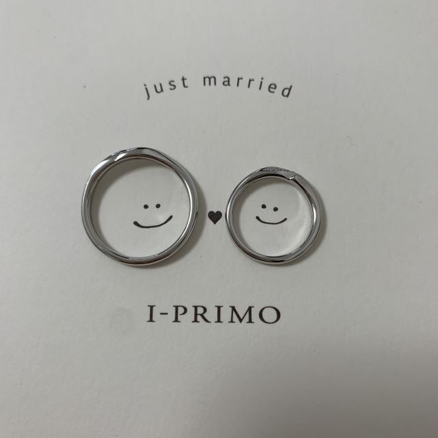 【アイプリモ(I-PRIMO)の口コミ】 婚約指輪とセットになっているものに惹かれました！
メンズのデザインも唯…