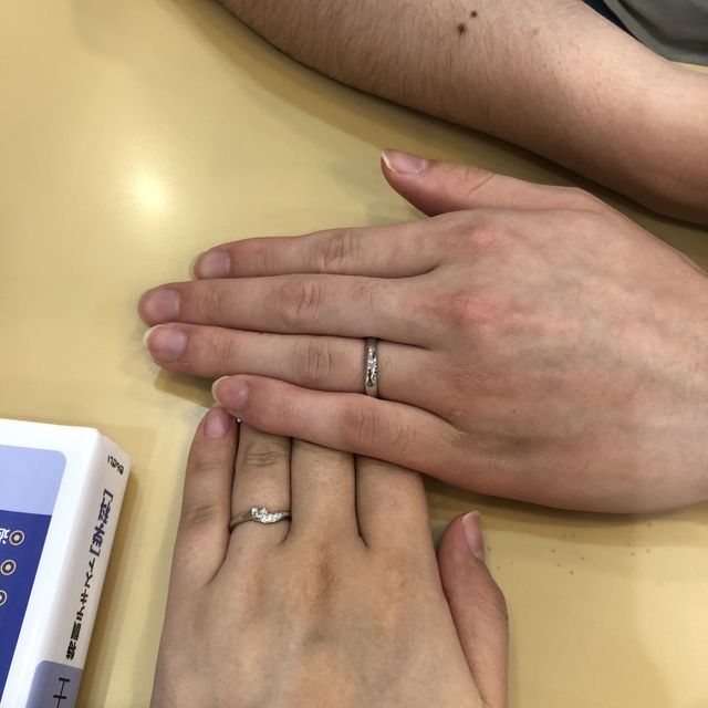 【RosettE(ロゼット)の口コミ】 デザインと価格で決めました
可愛らしい形が気に入りました
いろんな指輪…