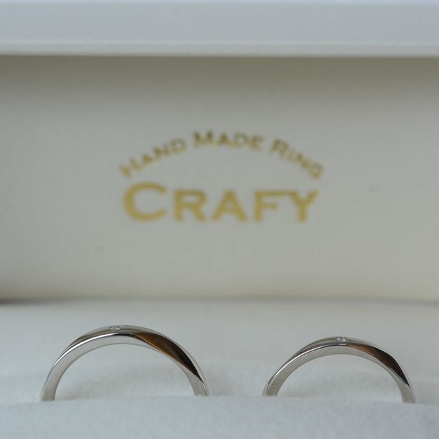 【CRAFY(クラフィ)の口コミ】 高級ブランドにこだわりが無かった為記念に残る思い出を作ろうと思い決め…