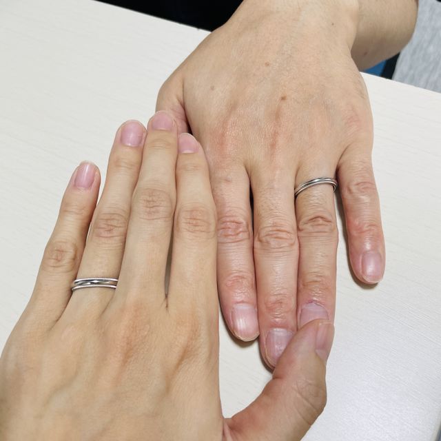 【ティファニー(Tiffany & Co.)の口コミ】 結婚指輪はティファニーと前から決めていました。シンプルなデザインにし…