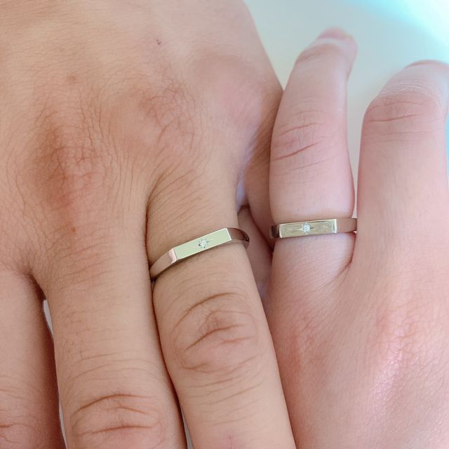 【CRAFY(クラフィ)の口コミ】 変色しにくいのと、丈夫だと聞いていたのでプラチナの950を選びました。既…