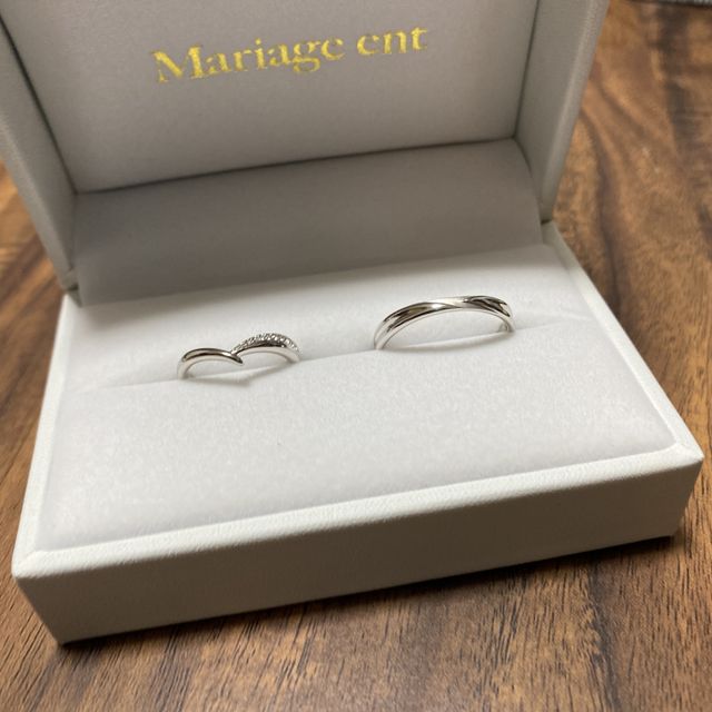【Mariage ent(マリアージュエント)の口コミ】 2人が直感で選んだのがペアルックになっている指輪でした☺️

ダイヤモンド…