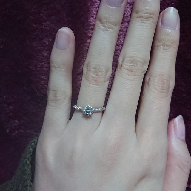 【アンジェリックフォセッテ(Angelique Fossette)の口コミ】 ブランドよりも良質なダイヤモンドを取り扱っていること、コストが抑えら…