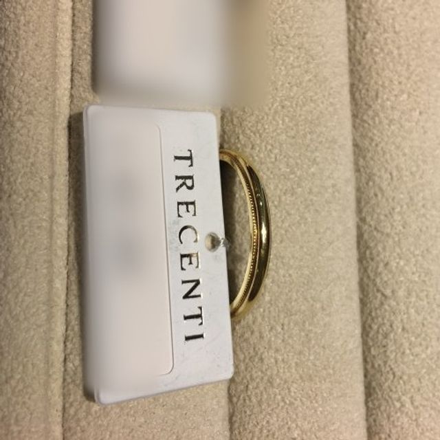 【TRECENTI(トレセンテ)の口コミ】 職人のしっかりとした技術力が生かされたシンプルで上品なミルの装飾が綺…