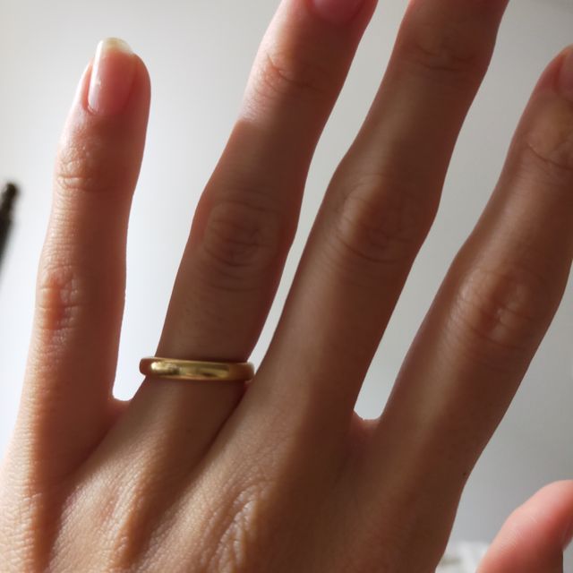 【ティファニー(Tiffany & Co.)の口コミ】 今後、何十年とつける予定の指輪なので、なるべくシンプルなデザインがほ…