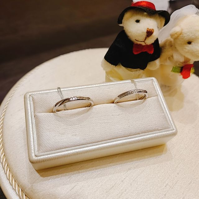 【TRECENTI(トレセンテ)の口コミ】 デザインはシンプルではあるがダイヤの感じが良い。初めはダイヤなどのな…