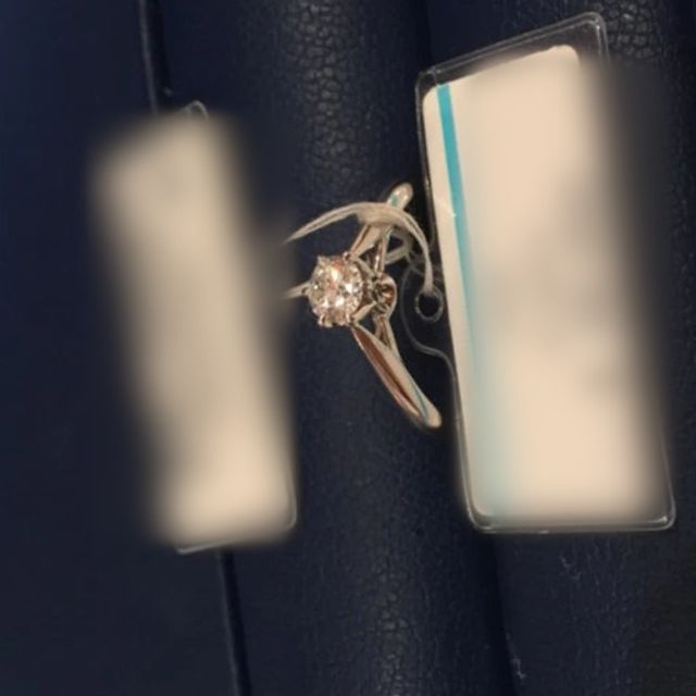 【銀座ダイヤモンドシライシの口コミ】 ダイヤモンド自体の品質が高くシンプルなデザインであっても十分な存在感…