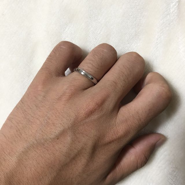 【アイプリモ(I-PRIMO)の口コミ】 ストレートラインのシンプルなデザインが良かったですが、凹凸のないデザ…