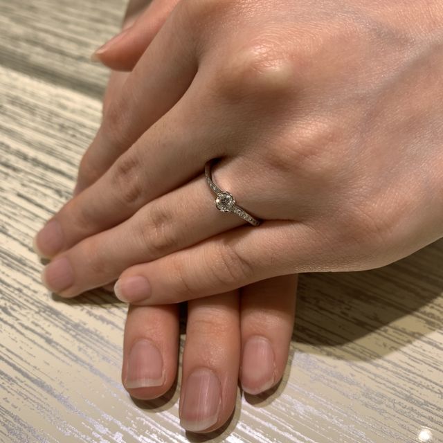 【TRECENTI(トレセンテ)の口コミ】 付け心地が、とても滑らかで他にはない感触でした。
デザインもとても可愛…