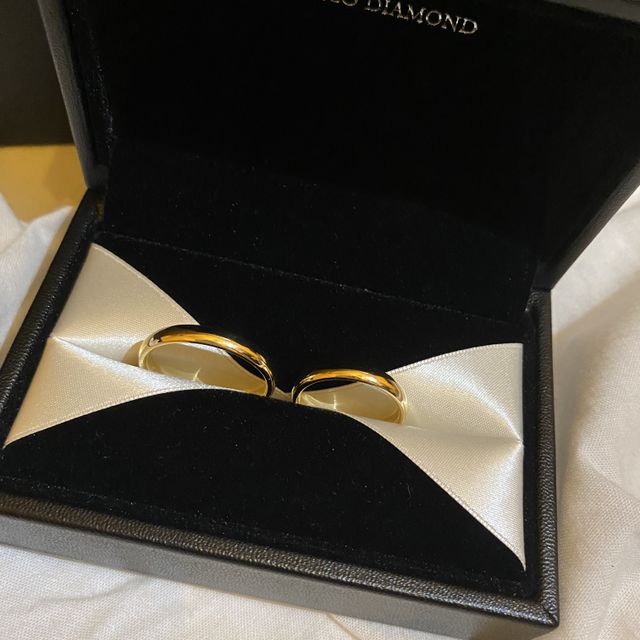 【エクセルコダイヤモンド(EXELCO DIAMOND)の口コミ】 シンプルなものがよく、プラチナのアクセサリーよりもイエローゴールドの…