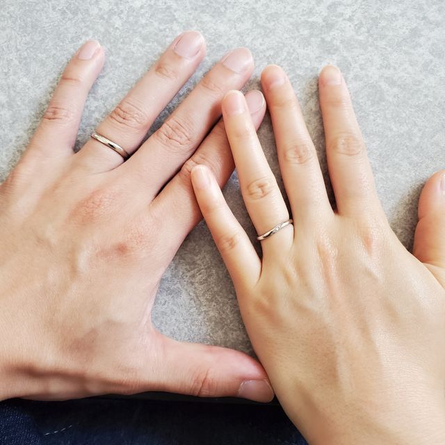 【アイプリモ(I-PRIMO)の口コミ】 デザインの可愛さで決めました。女性用は細め、男性用は普通くらいの太さ…