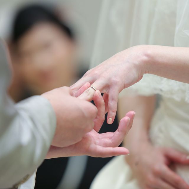 【ヴァンドーム青山(VENDOME AOYAMA)の口コミ】 私は、手が小さく指が短いので、細めのストレートのデザインを探していま…