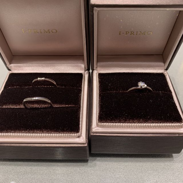 【アイプリモ(I-PRIMO)の口コミ】 リングが細いので自分の細い指に合うと思って購入しました。
V字なので婚…