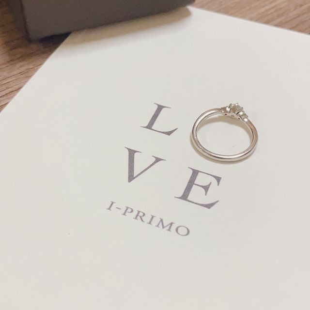 【アイプリモ(I-PRIMO)の口コミ】 デザインが好みのものをいろいろ店員さんに比較して出して頂いて、悩んだ…