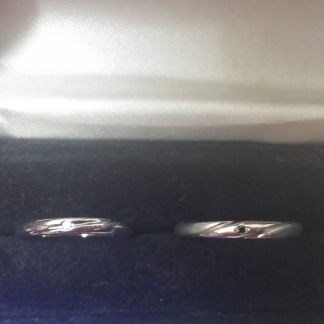 【エクセルコダイヤモンド(EXELCO DIAMOND)の口コミ】 婚約指輪をこのお店で作成することを決めていたので、結婚指輪も一緒に作…