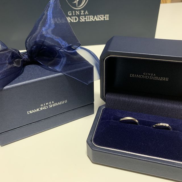 【銀座ダイヤモンドシライシの口コミ】 デザインがとても豊富で、お互いビビっとくるものが見つかりました。彼と…