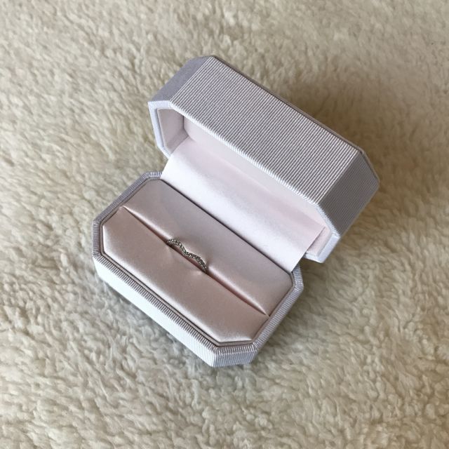 【AHKAH(アーカー)の口コミ】 常に身につけるものなので、デザインにはかなりこだわり色々なお店の結婚…