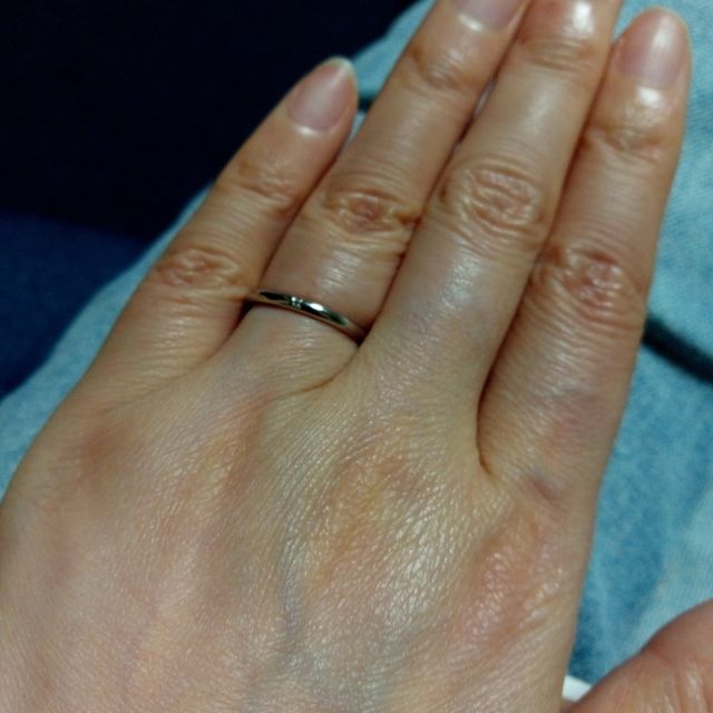 【アイプリモ(I-PRIMO)の口コミ】 以前から夫と細くてシルバーのシンプルなデザインの指輪を探していました…