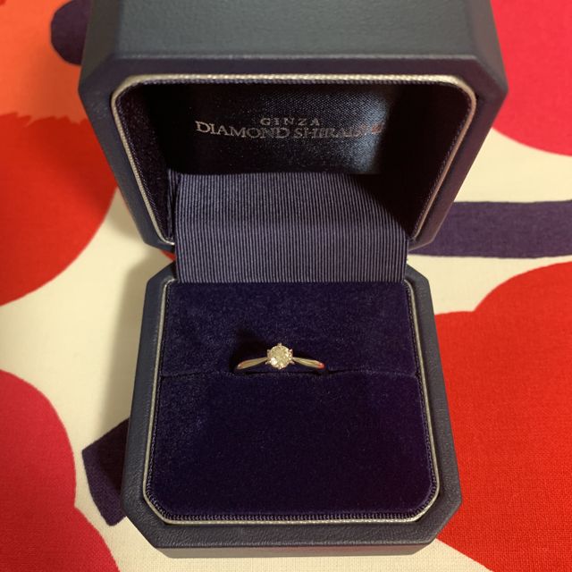【銀座ダイヤモンドシライシの口コミ】 婚約指輪は、購入するかどうか迷っていましたが、店頭にて見てみるととて…