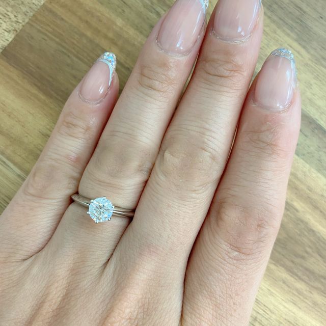 【ティファニー(Tiffany & Co.)の口コミ】 始めはまったく別のブランドが第一候補でしたが、シンプルで王道といえば…