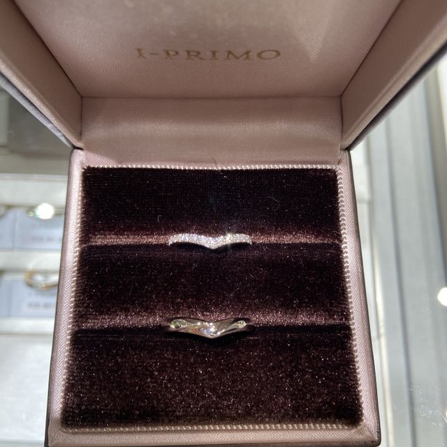 【アイプリモ(I-PRIMO)の口コミ】 指輪のデザインはすごく気に入ったし、
ダイヤモンドがとてもキラキラして…