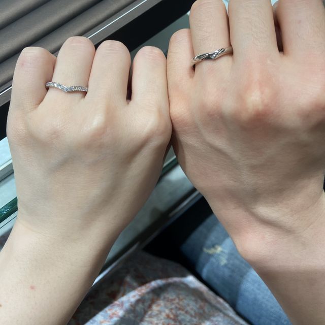 【アイプリモ(I-PRIMO)の口コミ】 指輪のデザインはすごく気に入ったし、
ダイヤモンドがとてもキラキラして…