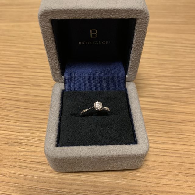【BRILLIANCE+(ブリリアンスプラス)の口コミ】 デザインの種類が豊富でした♪決め手となったのは、唯一無二のプロポーズが…