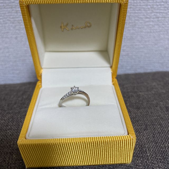 【ケイウノ ブライダル(K.UNO BRIDAL)の口コミ】 決め手は目の前でいろんなパターンのデザインを書いて頂き、思い出や海で…