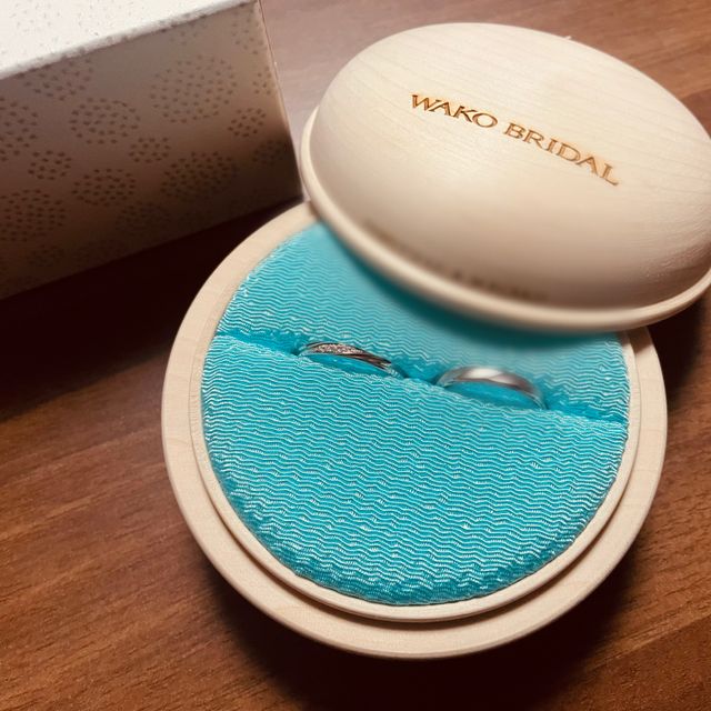 【WAKO BRIDALの口コミ】 結婚指輪を買うかどうかも迷っていたので価格重視でした。プラチナでこの…