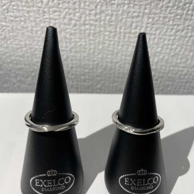 【エクセルコダイヤモンド(EXELCO DIAMOND)の口コミ】 婚約指輪も購入していたため、結婚指輪もこちらで検討していました。毎日…
