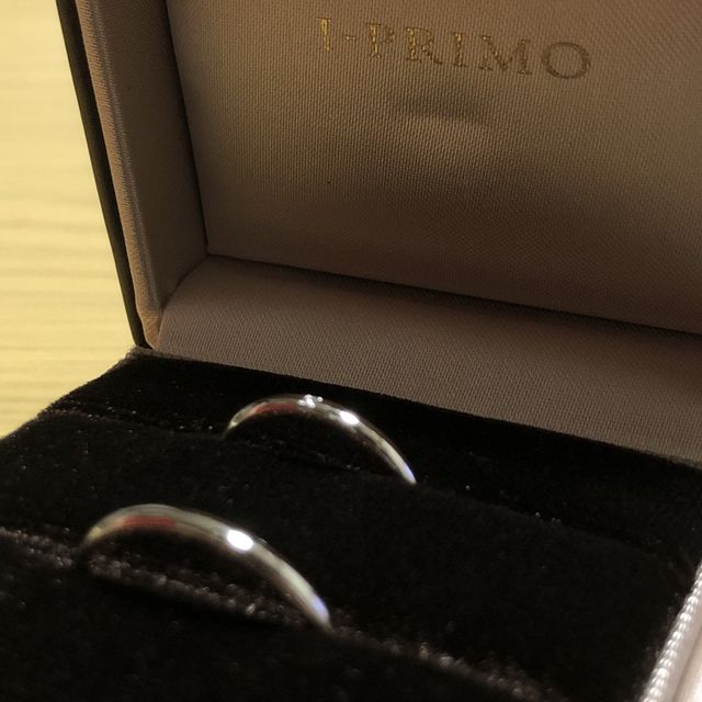 【アイプリモ(I-PRIMO)の口コミ】 可愛いくて綺麗でリーズナブル
他社とも比べてみたが婚約指輪もアイプリモ…
