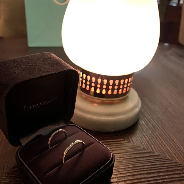 【ティファニー(Tiffany & Co.)の口コミ】 ティファニーでは定番のミルグレインというデザインの結婚指輪を購入しま…