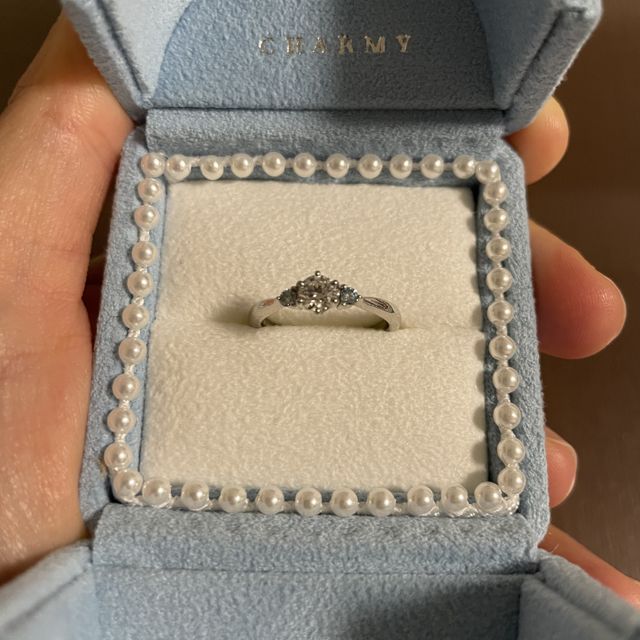 【CHARMY(チャーミー)の口コミ】 素敵なものがたくさんあり、なかなか決められなかったのですが、水色のメ…