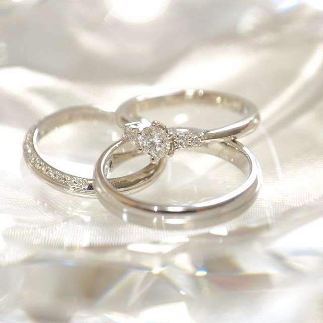 【アイプリモ(I-PRIMO)の口コミ】 指輪のデザインが2人共好きだった事と、様々な着け方が出来、楽しめると思…