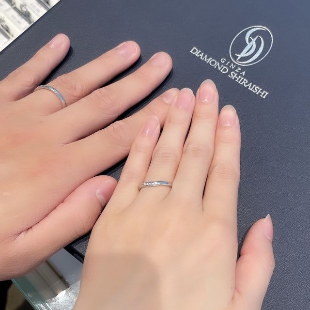【銀座ダイヤモンドシライシの口コミ】 指輪のデザインと着け心地がよく気に入りました。
たくさんのデザインの中…