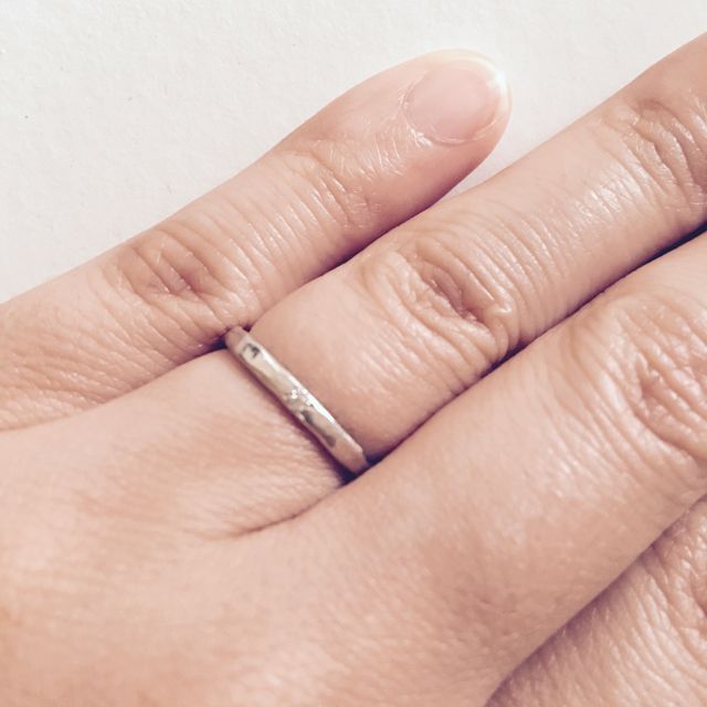 【SIENAROSE(シエナロゼ)の口コミ】 少し表面がマットっぽい加工になっており、ネットで検討している時に目に…