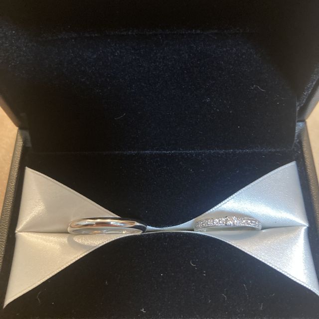 【エクセルコダイヤモンド(EXELCO DIAMOND)の口コミ】 婚約指輪は購入しなかったため、結婚指輪兼でダイヤが入ったデザインのも…