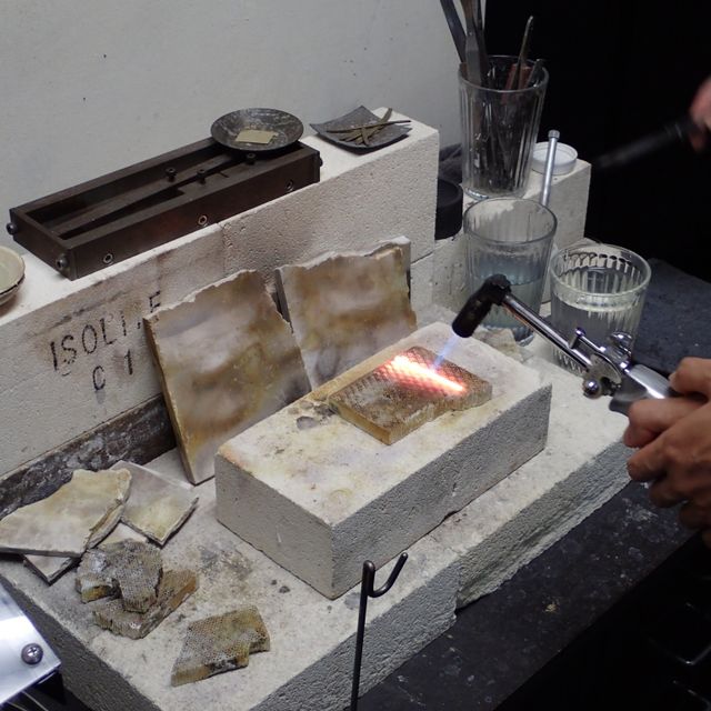 【renri(レンリ)の口コミ】 指輪の素材は、プラチナ・ホワイト/グレー/イエロー/ピンク/グリーンゴー…