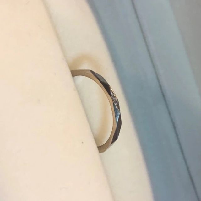 【infinitylove(インフィニティラヴ)の口コミ】 シンプルなものよりも少し変わったデザインがいいなと思い探していたとこ…