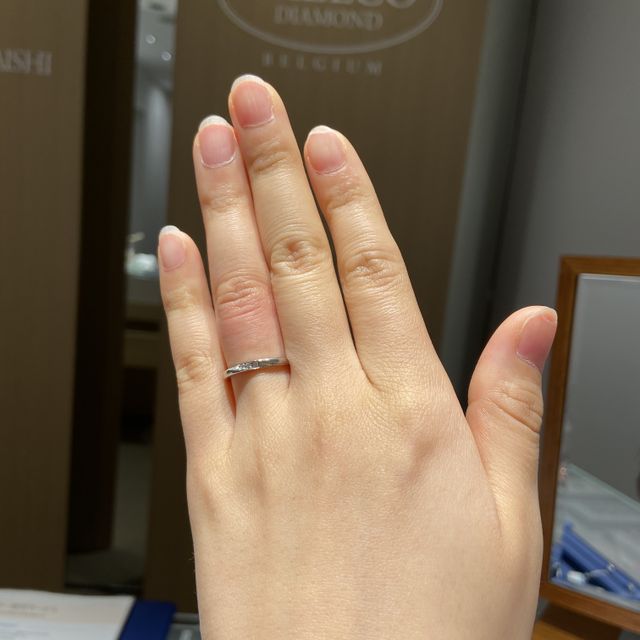 【銀座ダイヤモンドシライシの口コミ】 私が好きな某ドラマで使用された指輪のブランドなので、結婚指輪を買うな…